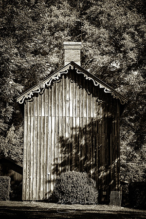 Madison - Jun+Jul 2022 - 37 - 357 Academy Street Outbuilding, Photographed from Old Post Road