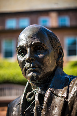 Macon - Mercer University - November 2025 - 39 - Jesse Mercer Statue, Between Ware and Groover Halls