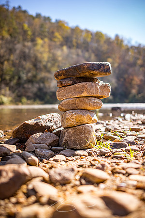 Thomaston - November 2022 - 11 -Cairn on the Riverbank, Sprewell Park