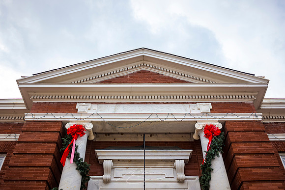 Dublin Downtown - Dec 2022 - 21 - Dublin Carnagie Building, Bellevue Ave