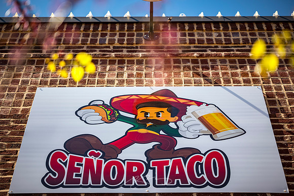Senoia - March23 - 22 - Señor Taco (Sign in Spring), 90 Main St