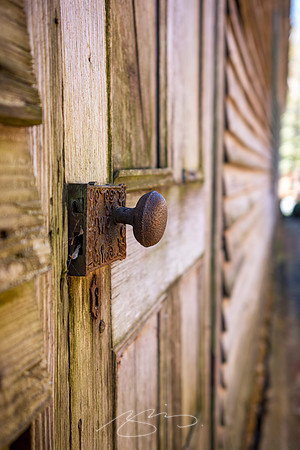Senoia - March23 - 26 - Doorknob and Weathered Siding, 74 Main St