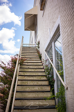 Montezuma - May 2023 - 49 - Building Detail #2, 117 Cherry St