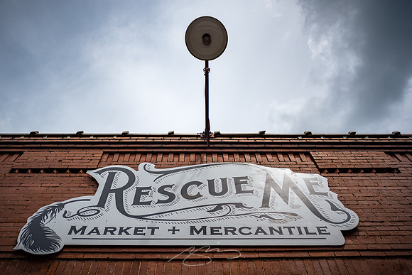 Rescue Me Market & Mercantile Sign & Light, Thomaston, 2021