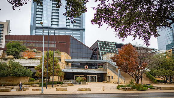 Austin-22