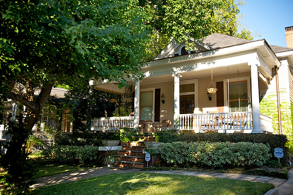 211 Buford