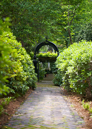 Garden Tour - 607 College - 3
