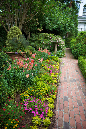 Garden Tour - 607 College - 28